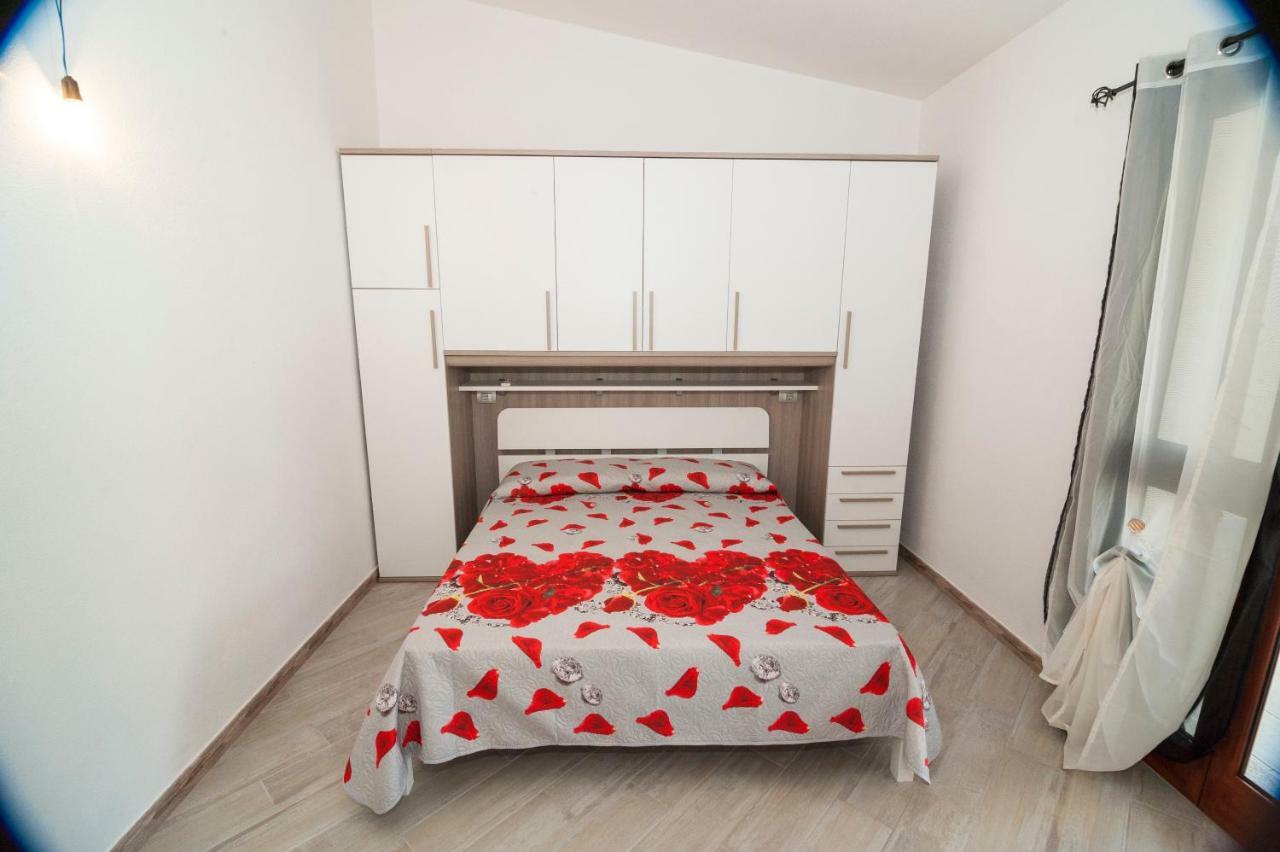 בודוני Sant'Anna Apartments מראה חיצוני תמונה