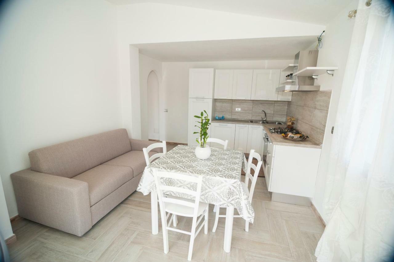 בודוני Sant'Anna Apartments מראה חיצוני תמונה